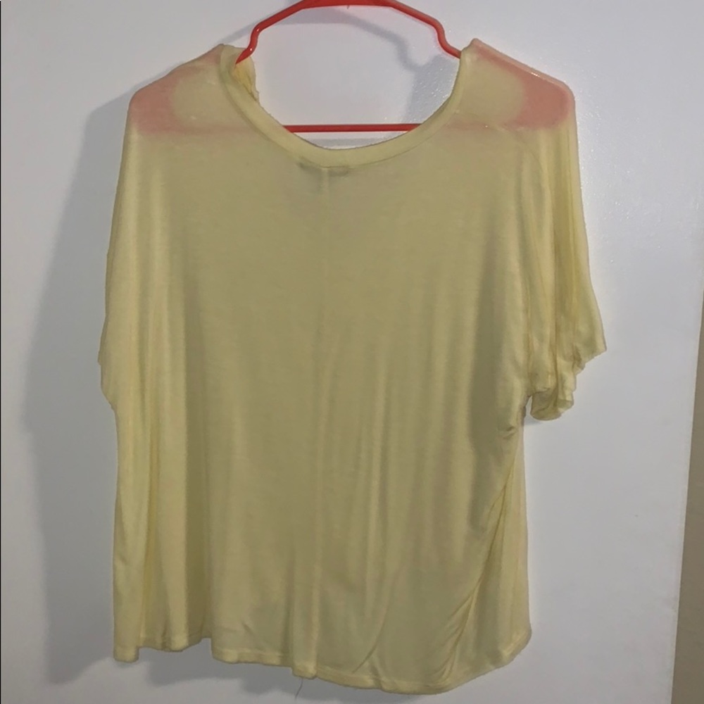 💛 soft tee - Picture 3 of 3
